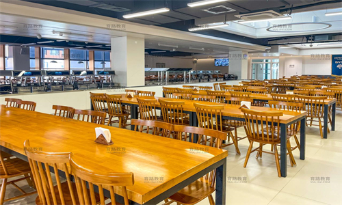 北京市新英才学校校园环境