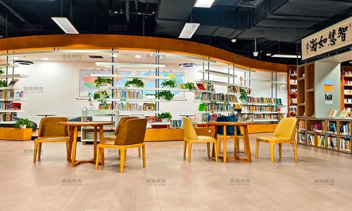 ��Ӣ��ѧУͼ����ھ�