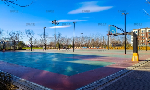 ��Ӣ��ѧ���򳡣����⣩