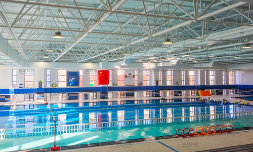 ��Ӣ��ѧУ��׼��Ӿ��