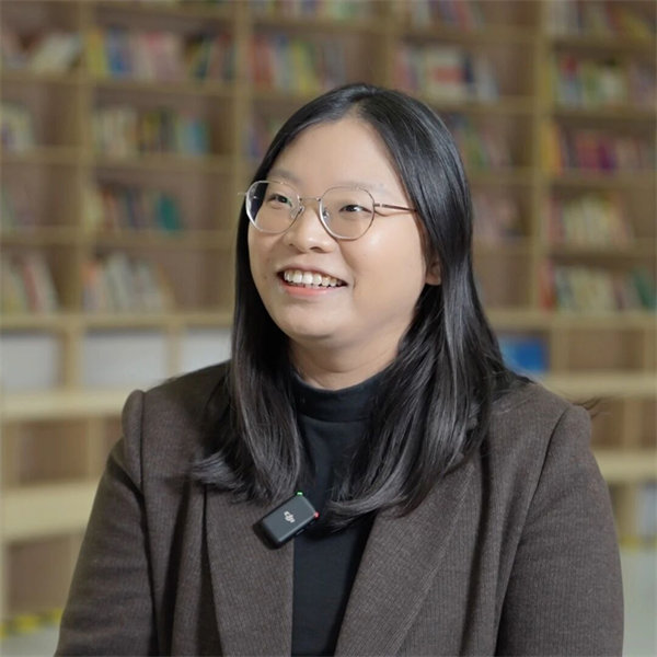 ����Ӣ������