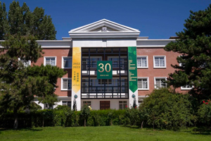 ������˽�����ѧУס�޷�һ����ס������զ�����ҳ��������ã�