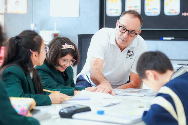 海南英雅盛彼德学校小学部课程