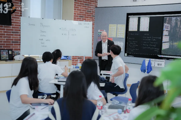 海南英雅盛彼德学校课程