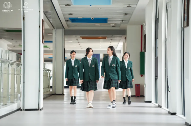 海南英雅盛彼德学校课程