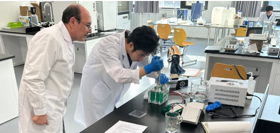 ������������ѧУSTEM����