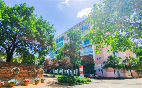 �ɶ�ʦ�ϸ߼���ѧ