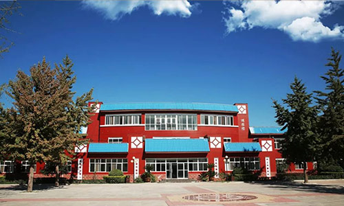 �����з�̨���±���ѧУ