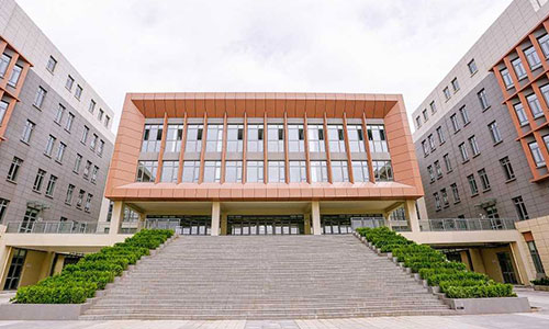 �żҿ�δ��ѧУ(ԭ�żҿڱ���һ��һʵ��ѧУ)