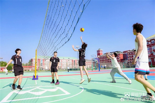 �������Ϲ���ѧУ����