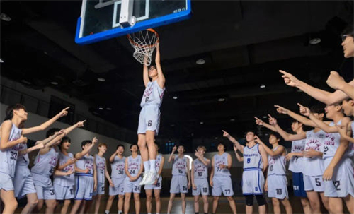 南英雅盛彼德学子体育赛事获荣誉