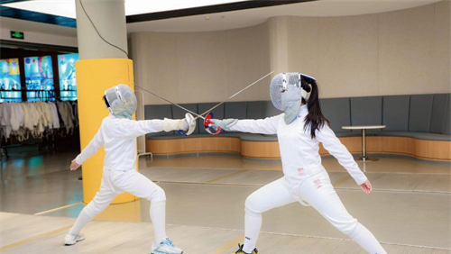 �������Ϲ���ѧУ����