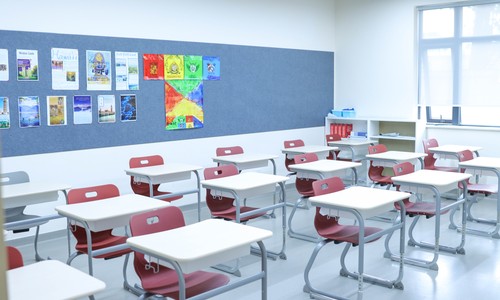 ���й��ʰ���ѧУ�¼���Ԥ������ѧ��