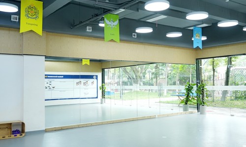 ���й��ʰ���ѧУ�¼���Ԥ������ѧ��