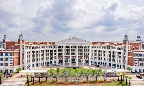 海南国际学校普高班排名-海南英雅盛彼德学校