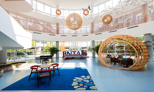 ��������Ӣ��ѧУ(���ڰ�)ѧ��