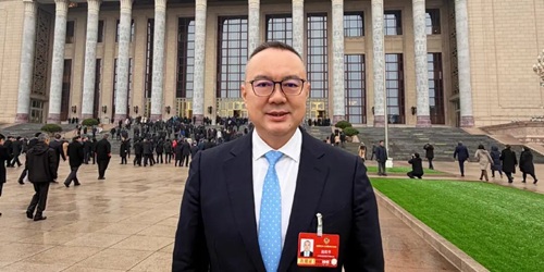 ����ίԱ������ں�������й�����Ա��ŮѧУ������������й�����ѧ�ѡ�����