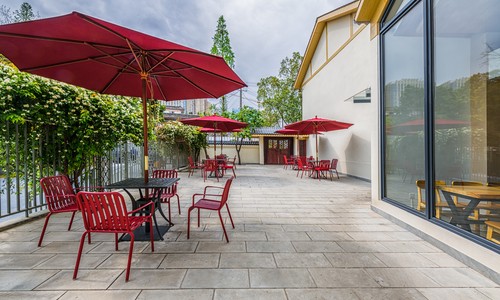 ���й��ʰ���ѧУ�¼���Ԥ������