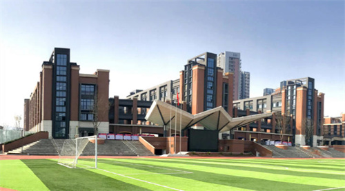 �Ĵ��츮����ʵ��߼���ѧ