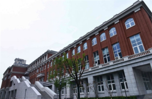 天津华苑枫叶国际学校