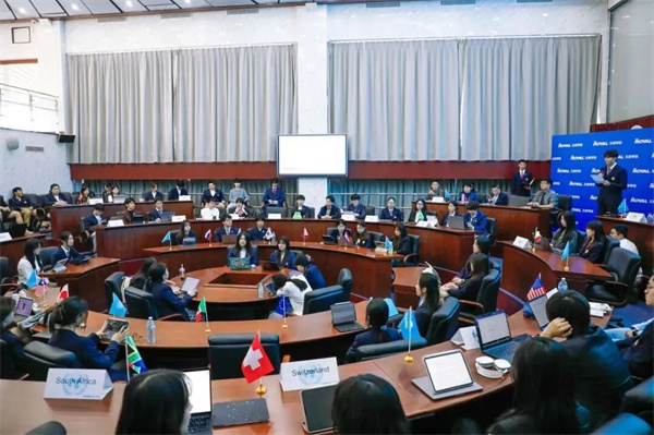 ��������ѧУ����������