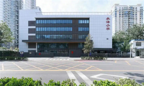 ������̨����ѧУ