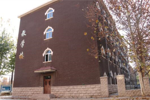 ��ƽ�������У��